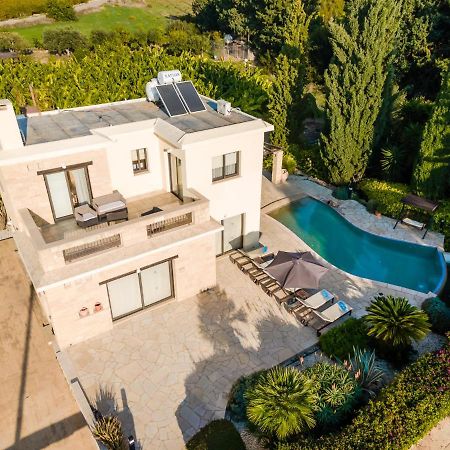 Villa Camelot By Ezoria Villas Coral Bay Buitenkant foto