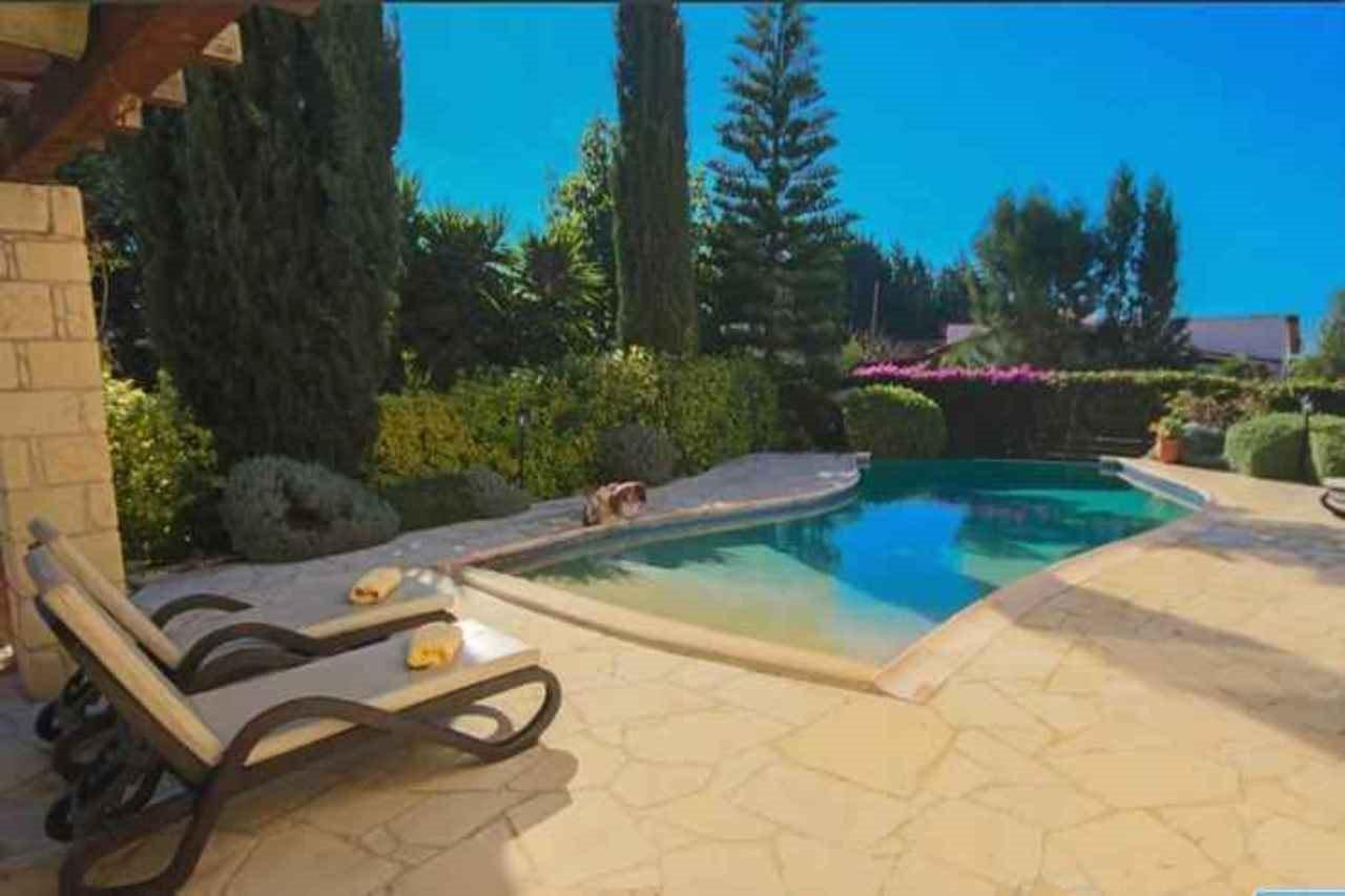 Villa Camelot By Ezoria Villas Coral Bay Buitenkant foto