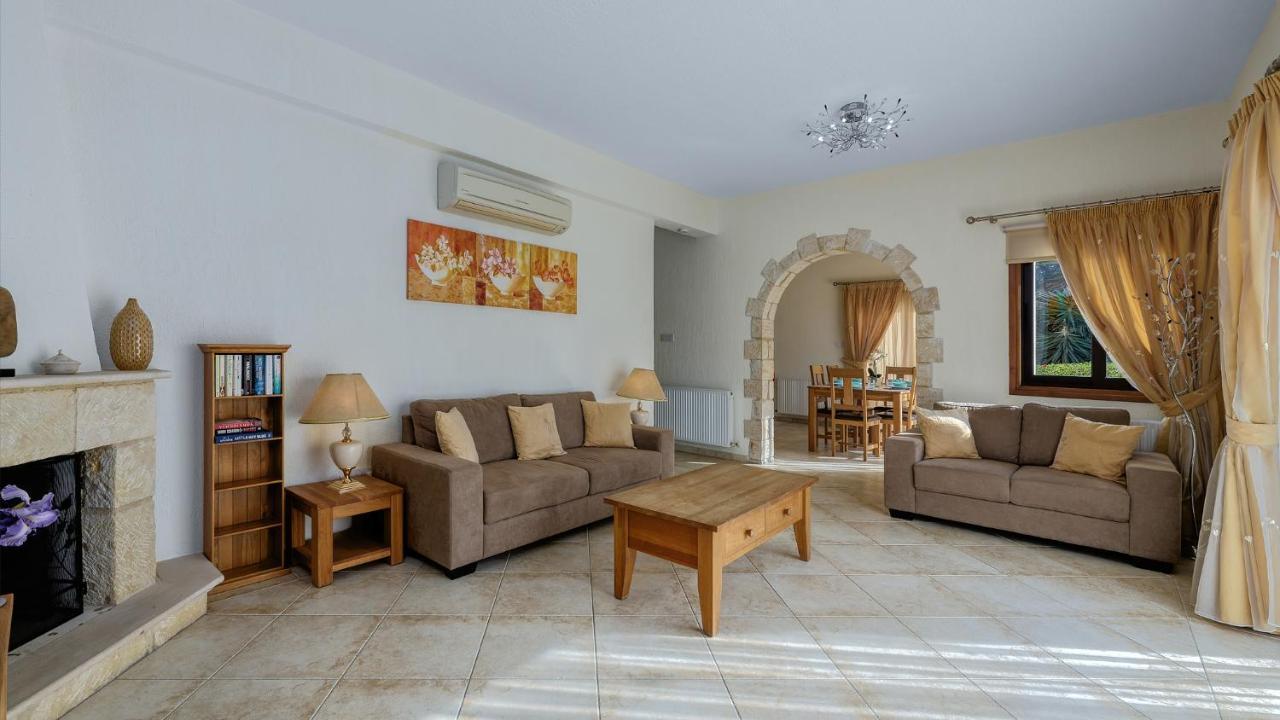 Villa Camelot By Ezoria Villas Coral Bay Buitenkant foto