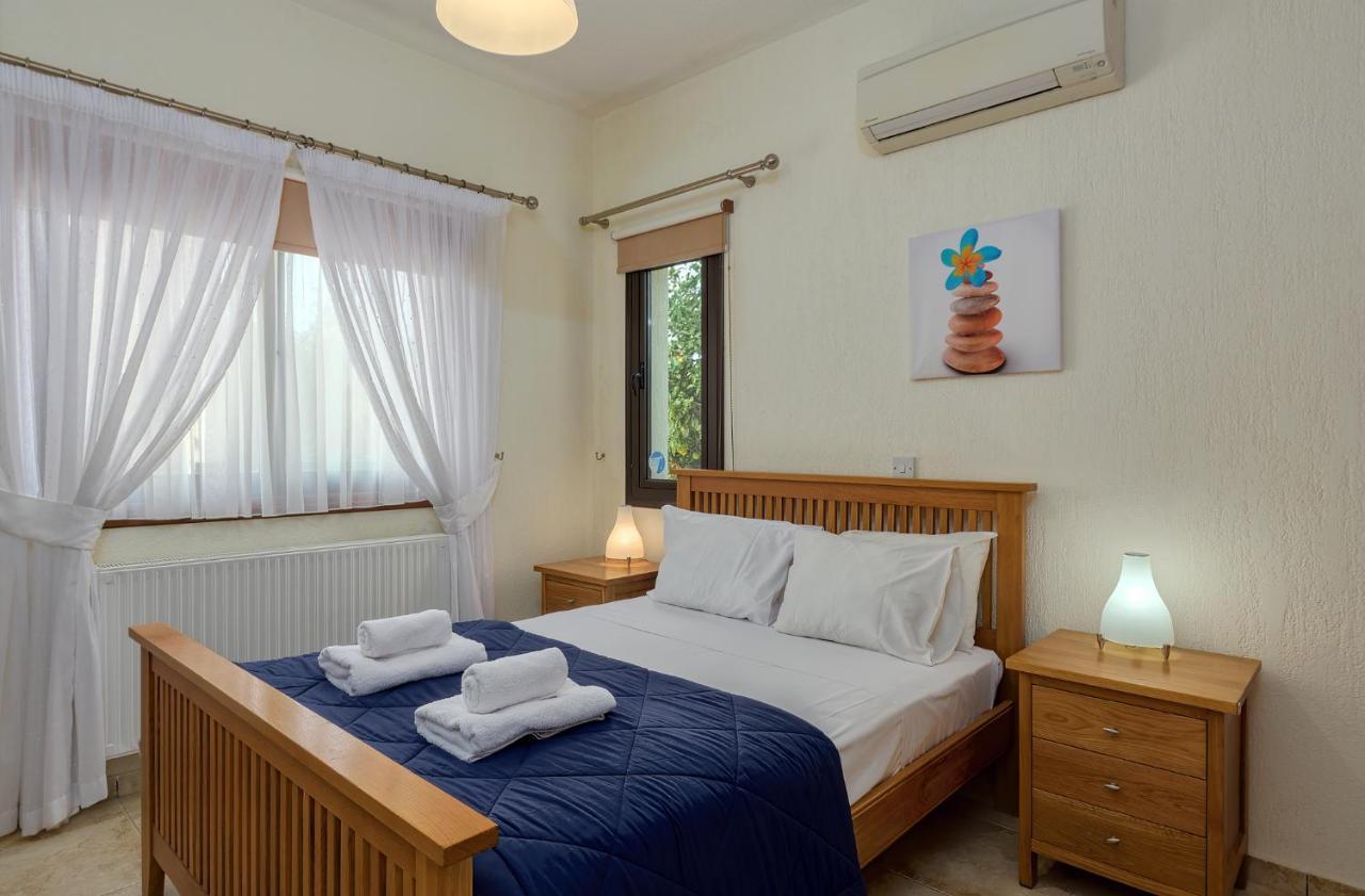 Villa Camelot By Ezoria Villas Coral Bay Buitenkant foto