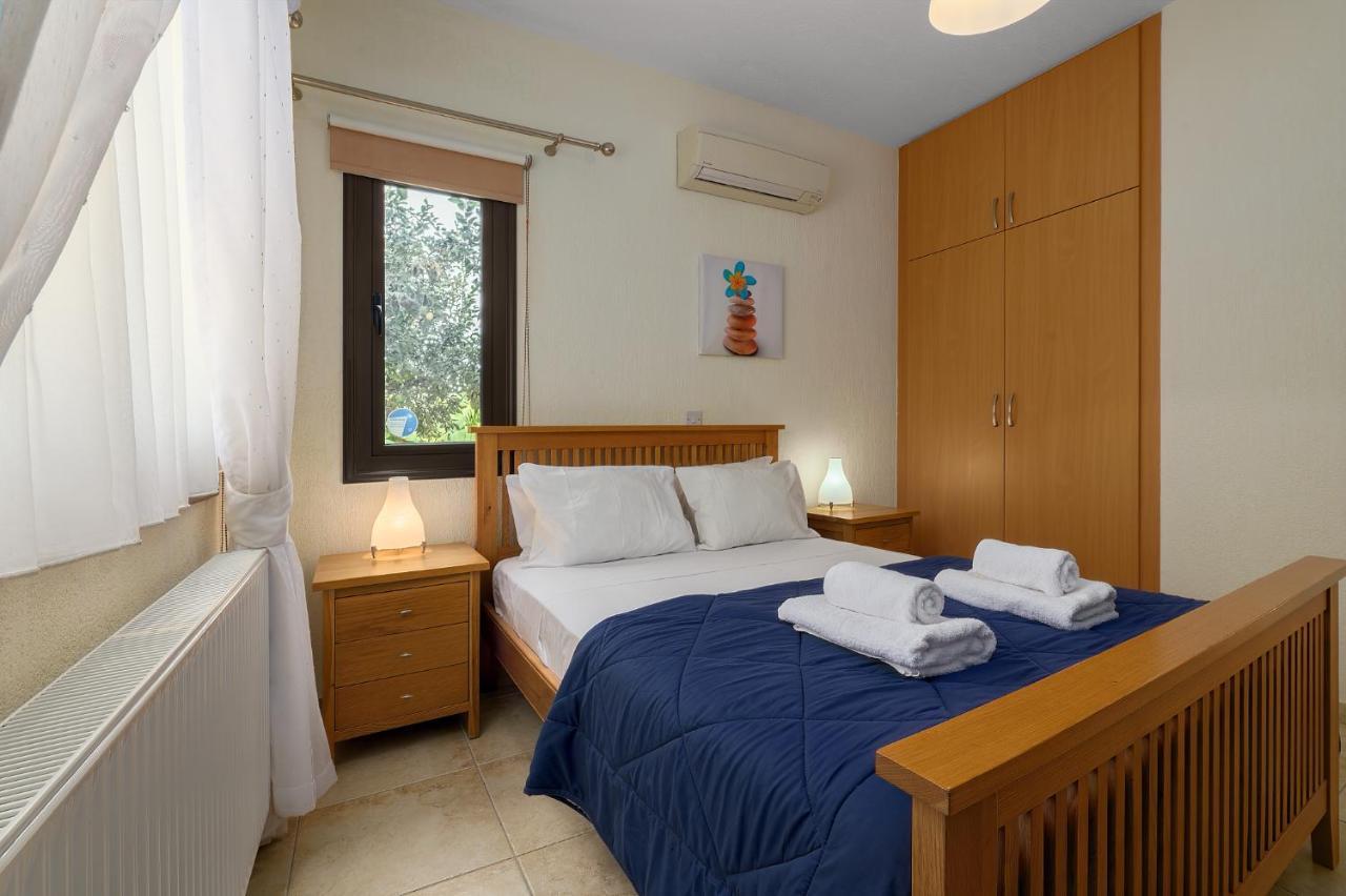 Villa Camelot By Ezoria Villas Coral Bay Buitenkant foto