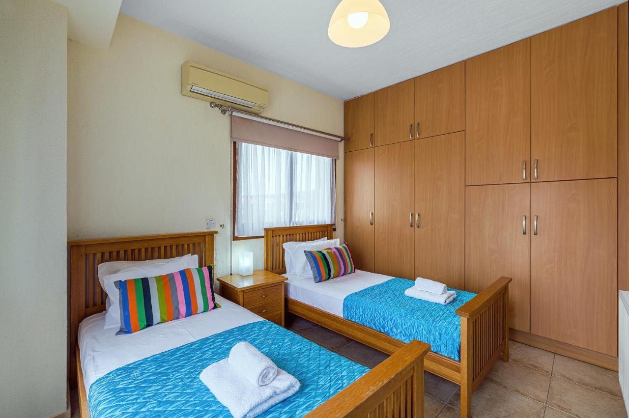 Villa Camelot By Ezoria Villas Coral Bay Buitenkant foto
